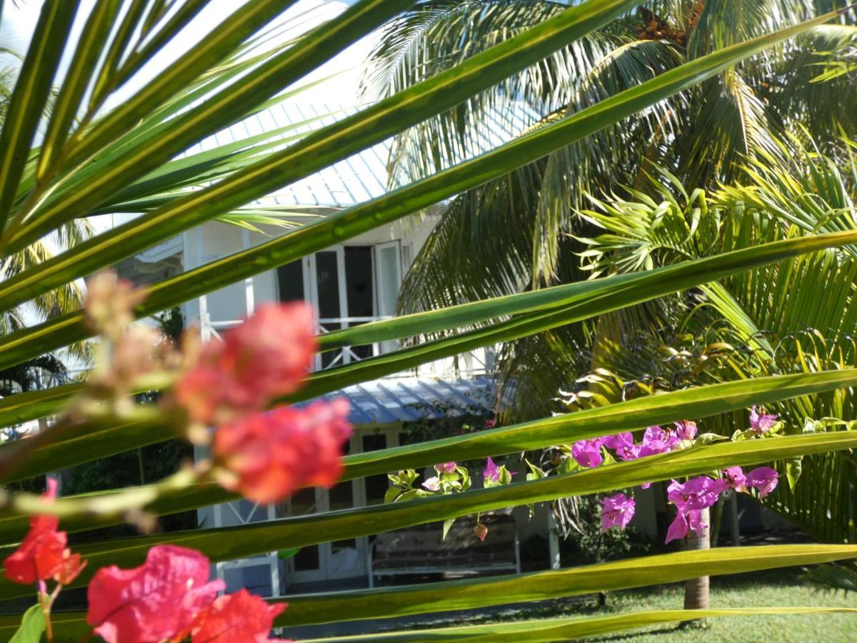 Pointe d'Esny Sea And Sand Bed & Breakfast エクステリア 写真